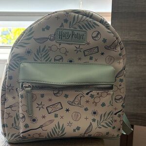 Warner Bros. Harry Potter Kids Backpack - Cream and Mint